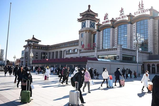 北京：节后返京高峰已至 积极满足接驳出行需求