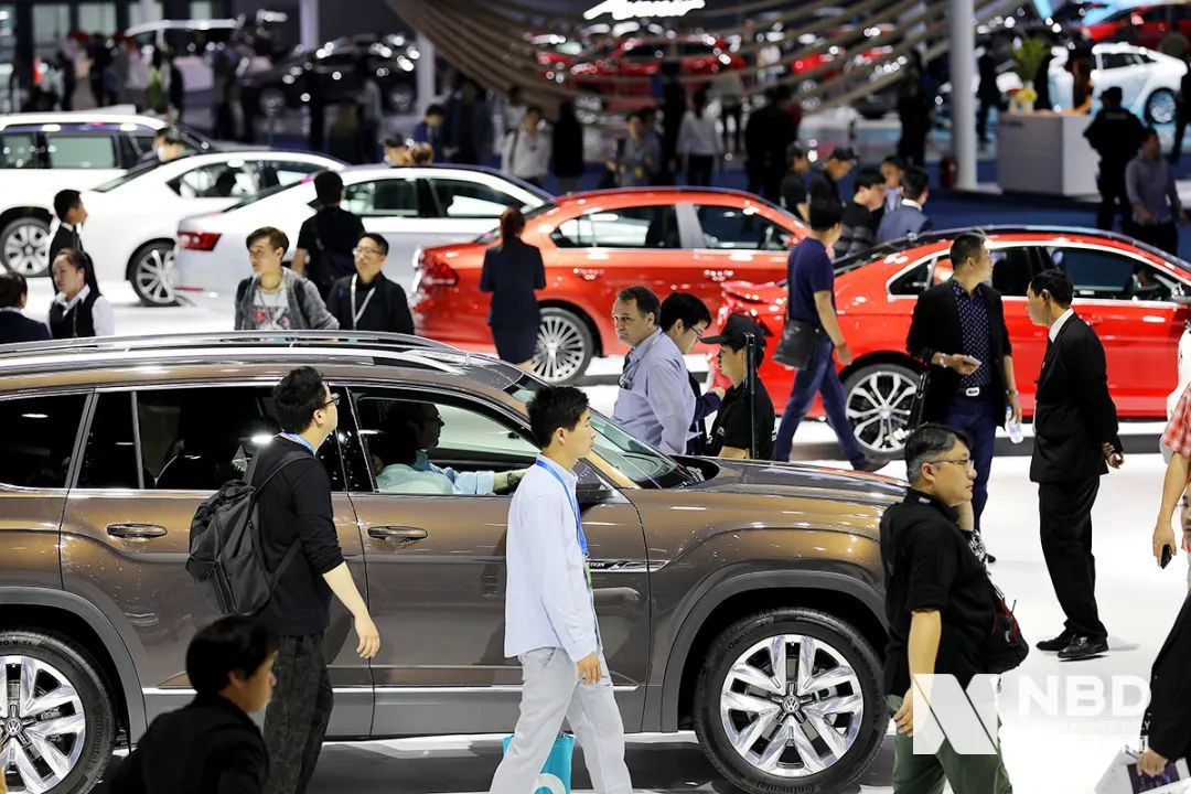 全球车市“温差”明显：中国率先复苏 美欧销量持续暴跌